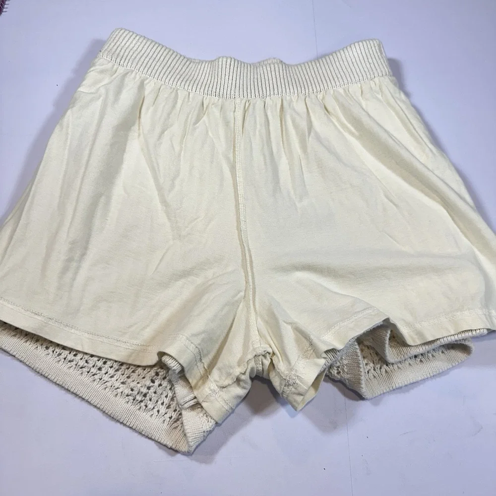Sabo Skirt Crochet Knit 2 Piece Set Womens Small Cream Button Crop Top Shorts - Picture 9 of 11